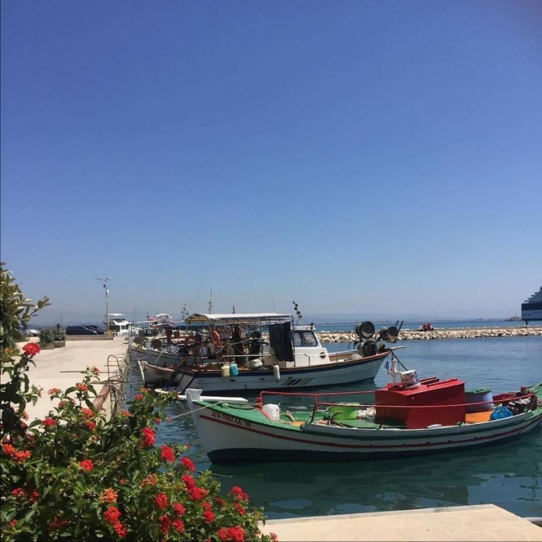 Tota'S Family House, 4 Min Walk To The Beach Levendokhorion ภายนอก รูปภาพ
