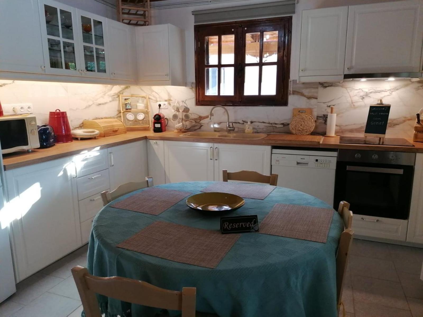 Tota'S Family House, 4 Min Walk To The Beach Levendokhorion ภายนอก รูปภาพ